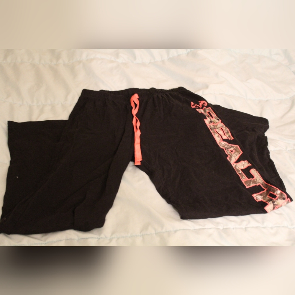 Realtree | Womens Size M Black Camo Pink Trim Pajama Pants